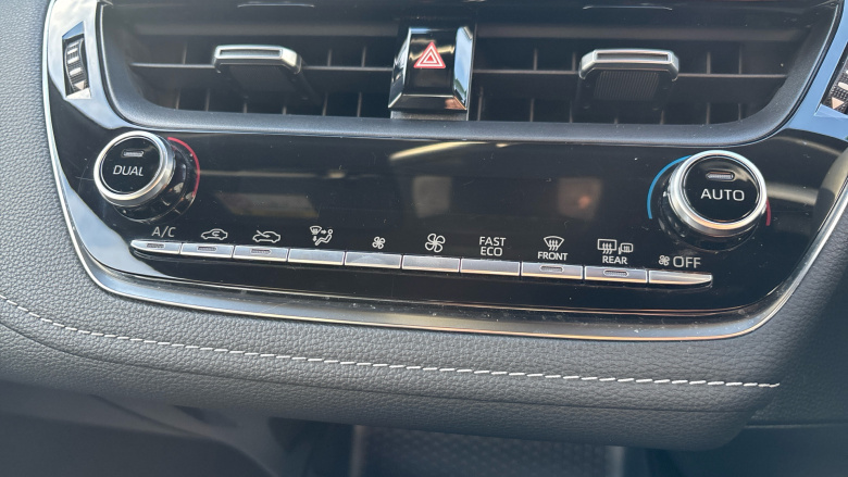 Toyota Corolla 1.8 VVT-i Hybrid Icon 5dr CVT Hybrid Hatchback